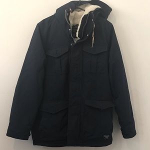 (Large)Abercrombie windproof, water resistant coat